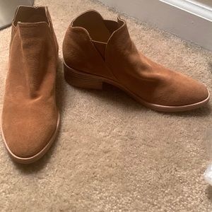 Dolce Vita Tan booties.